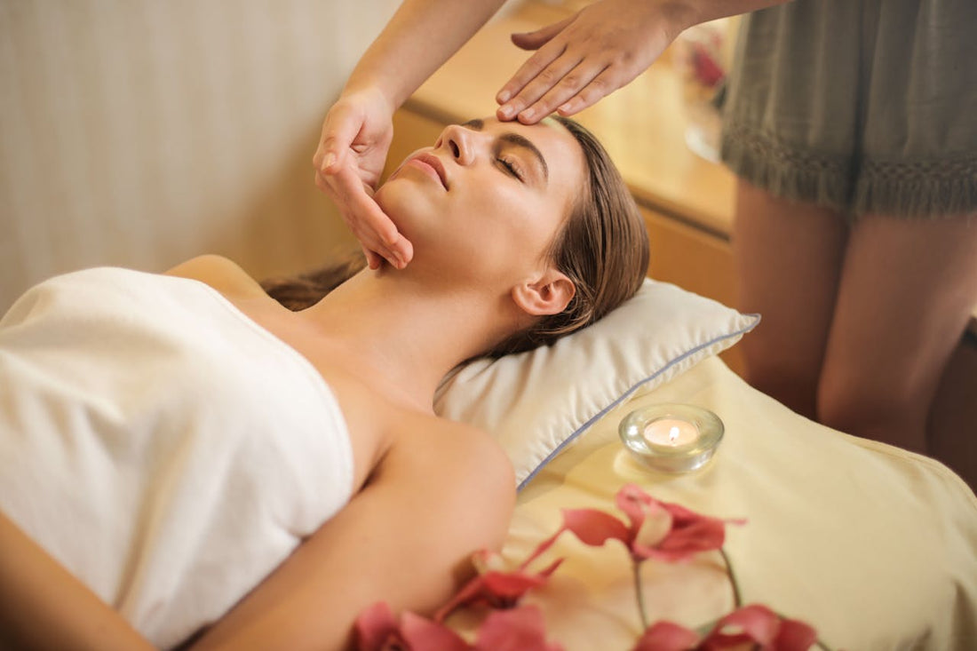 Brightening and even tone massage